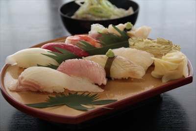 寿司：Sakae Sushi