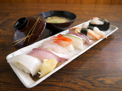 寿司:Kozushi